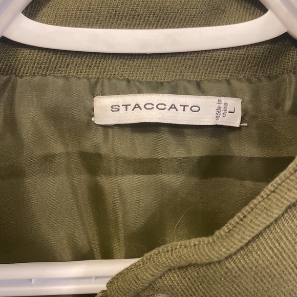 Moss Green Vest - Picture 3 of 4